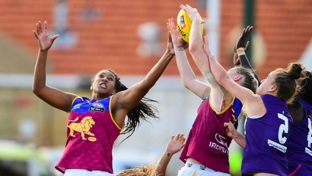 great-mark-great-goal-from-harris-in-aflw-competition__376728_